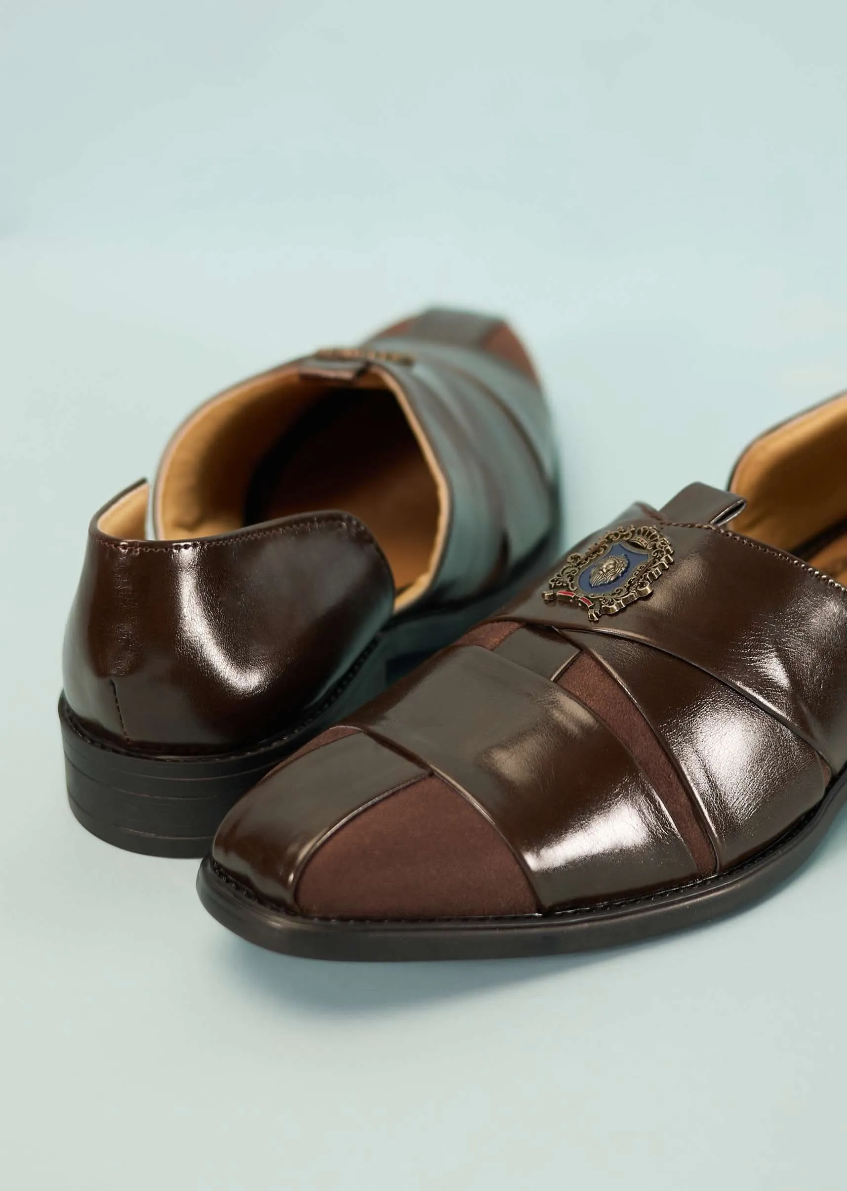 Coffee Brown Strappy Leather Footwear For Men With Brooch