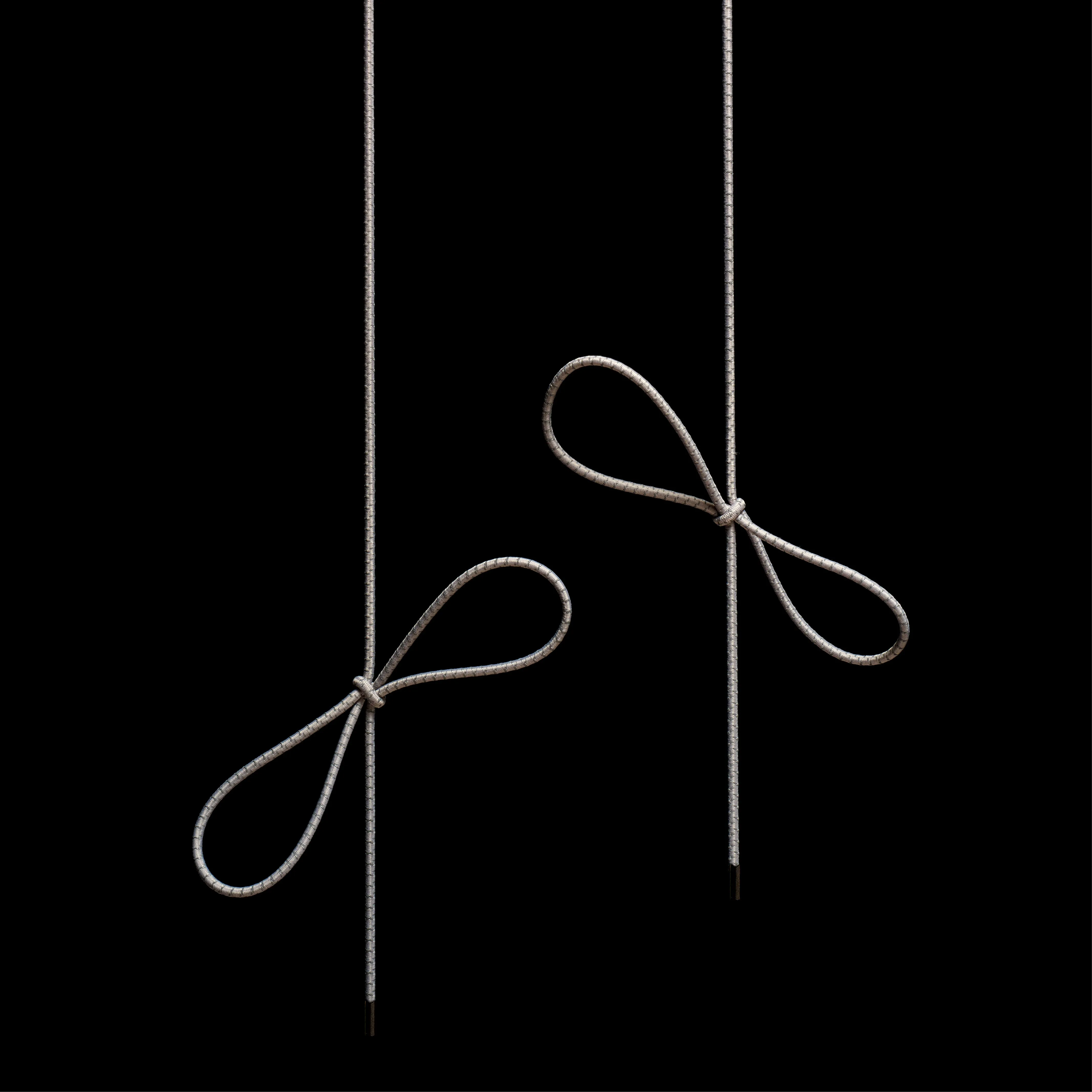 elastic & reflective shoelaces