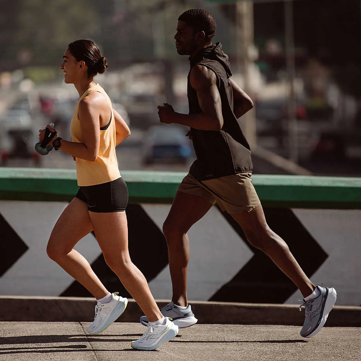 Saucony Women's Guide 18